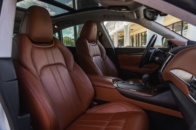 2017 Maserati Levante S 3.0L - 23062450 - 22