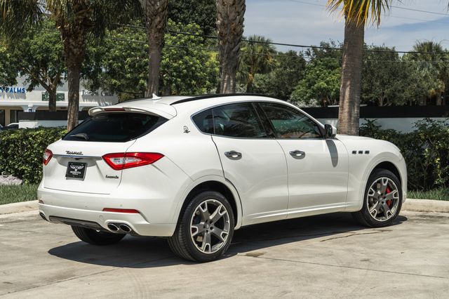 2017 Maserati Levante S 3.0L - 23062450 - 6