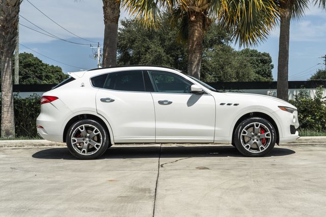 2017 Maserati Levante S 3.0L - 23062450 - 7
