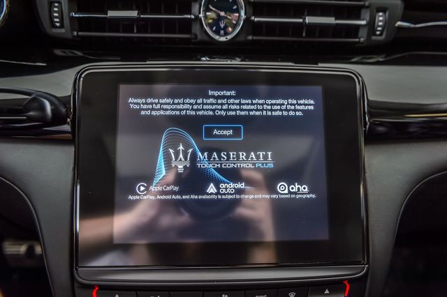 2017 Maserati Quattroporte QUATTROPORTE SQ4 GRANSPORT - NAV - MOONROOF - BACKUP CAM  - 22899916 - 18