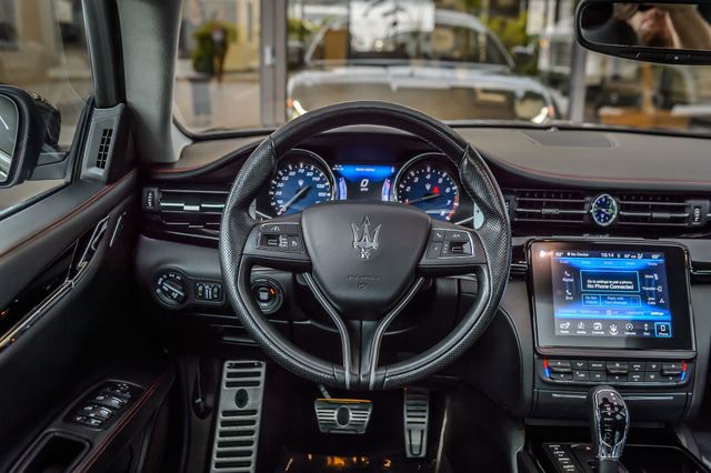 2017 Maserati Quattroporte QUATTROPORTE SQ4 GRANSPORT - NAV - MOONROOF - BACKUP CAM  - 22899916 - 30