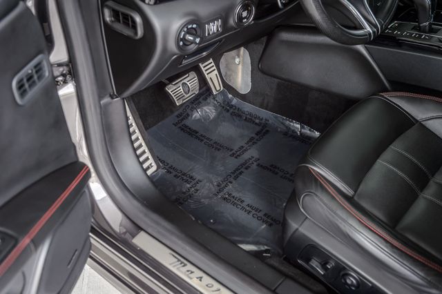 2017 Maserati Quattroporte QUATTROPORTE SQ4 GRANSPORT - NAV - MOONROOF - BACKUP CAM  - 22899916 - 42