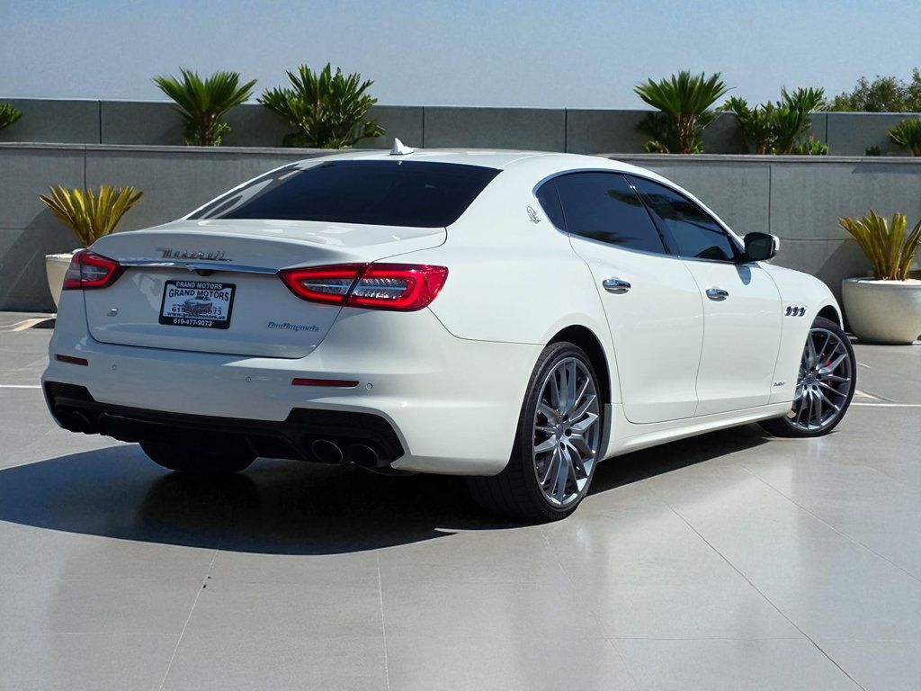 2017 Maserati Quattroporte S GranSport - 22922850 - 11