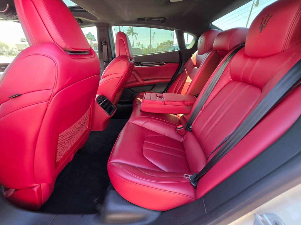 2017 Maserati Quattroporte S GranSport - 22922850 - 23