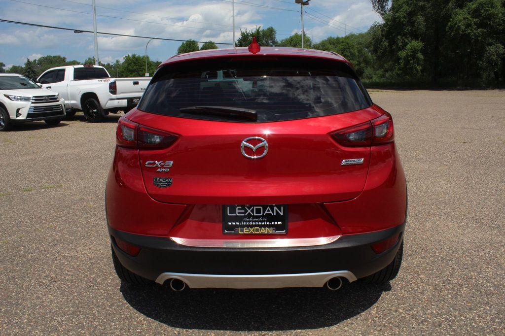 2017 Mazda CX-3 Grand Touring photo 5