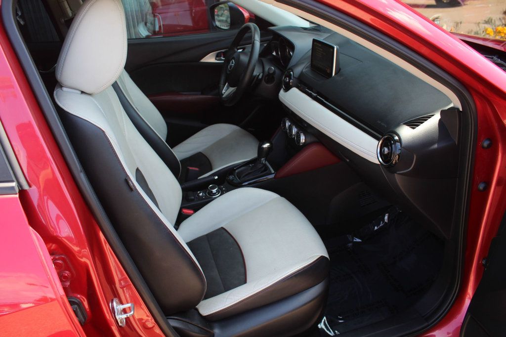2017 Mazda CX-3 Grand Touring photo 6