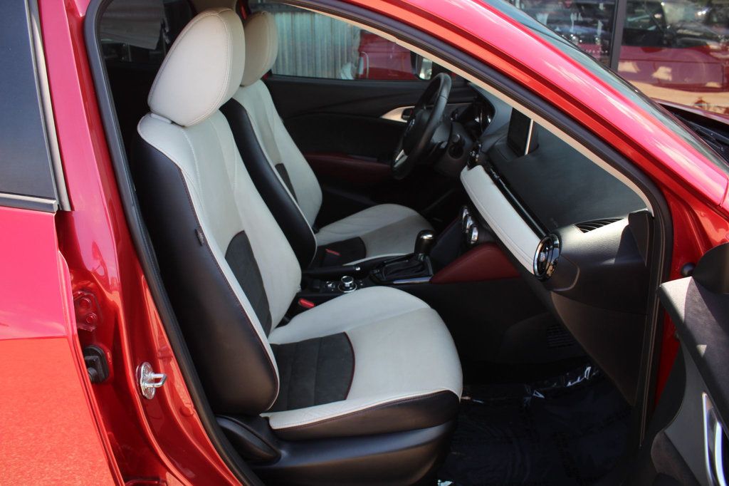 2017 Mazda CX-3 Grand Touring photo 7