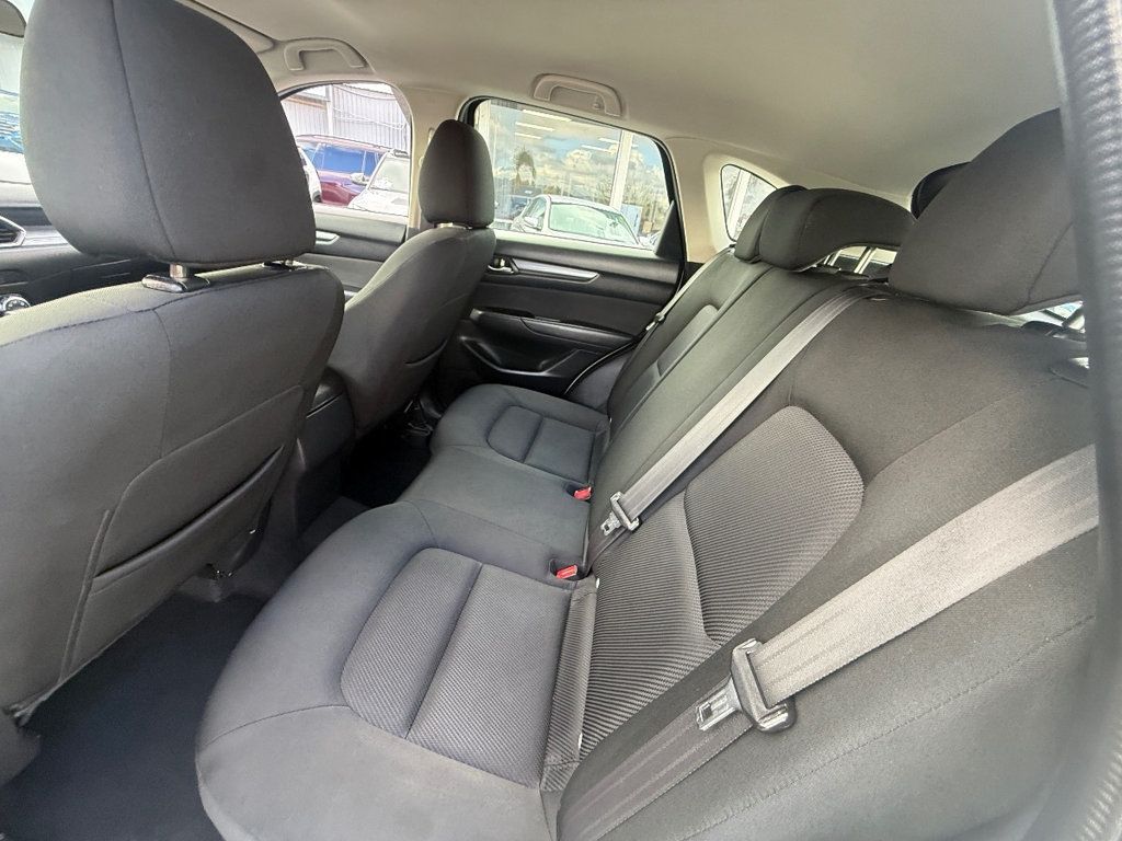2017 Mazda CX-5 Sport - 22986410 - 14