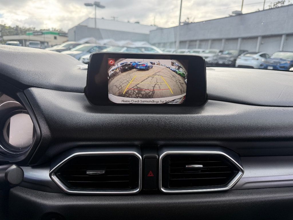 2017 Mazda CX-5 Sport - 22986410 - 24