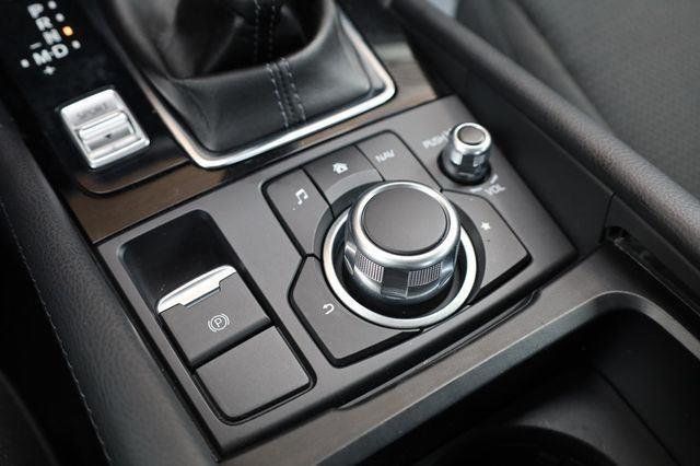 2017 Mazda Mazda3 Sport - 23042451 - 37