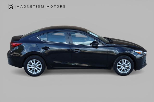 2017 Mazda Mazda3 4-Door  - 23002230 - 1