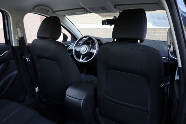 2017 Mazda Mazda3 4-Door  - 23002230 - 21