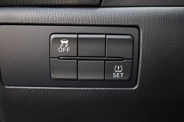 2017 Mazda Mazda3 4-Door  - 23002230 - 31