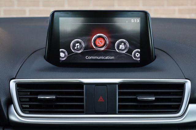 2017 Mazda Mazda3 4-Door  - 23002230 - 32