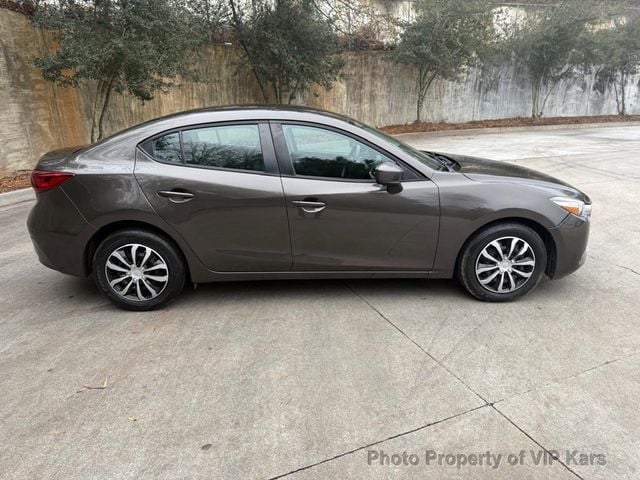 2017 Mazda Mazda3 4-Door Sport Automatic - 22967442 - 3