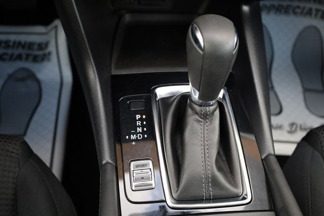 2017 Mazda Mazda3 4-Door Sport Automatic - 23002230 - 38