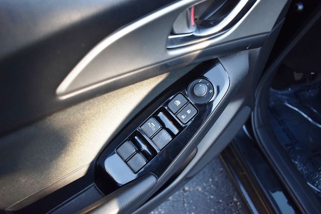 2017 Mazda Mazda3 4-Door Sport Manual - 22975195 - 13