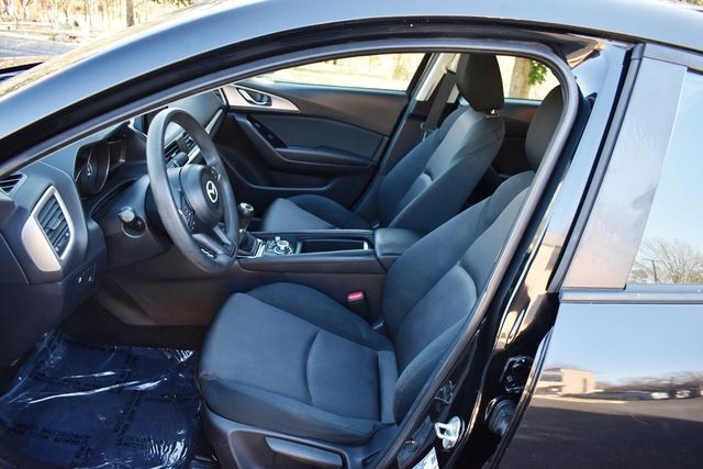 2017 Mazda Mazda3 4-Door Sport Manual - 22975195 - 18