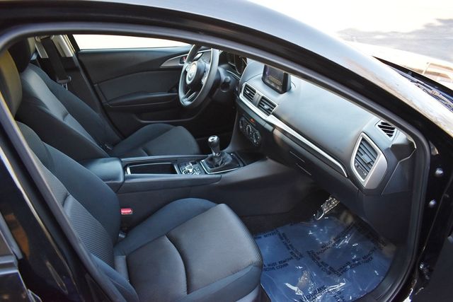 2017 Mazda Mazda3 4-Door Sport Manual - 22975195 - 23