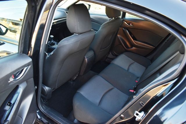 2017 Mazda Mazda3 4-Door Sport Manual - 22975195 - 24