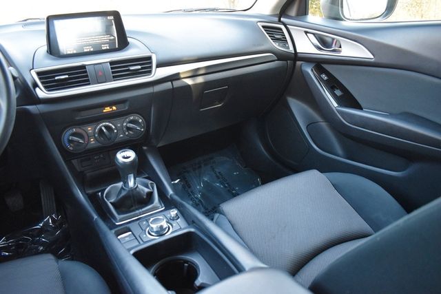 2017 Mazda Mazda3 4-Door Sport Manual - 22975195 - 27