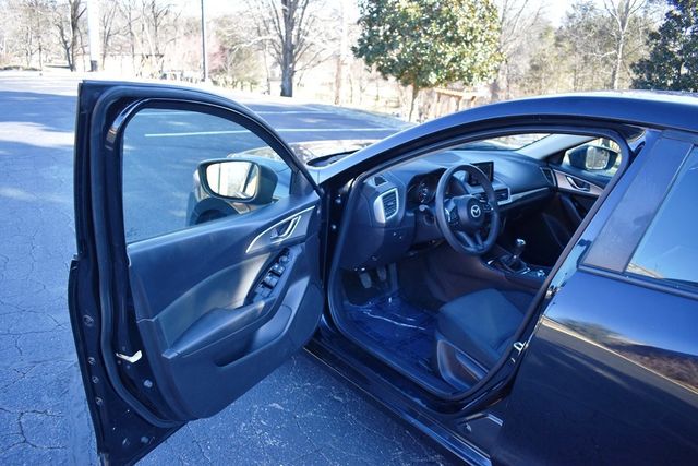 2017 Mazda Mazda3 4-Door Sport Manual - 22975195 - 30