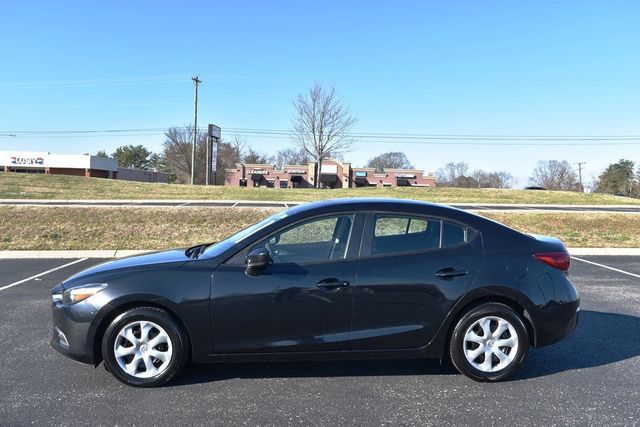 2017 Mazda Mazda3 4-Door Sport Manual - 22975195 - 38