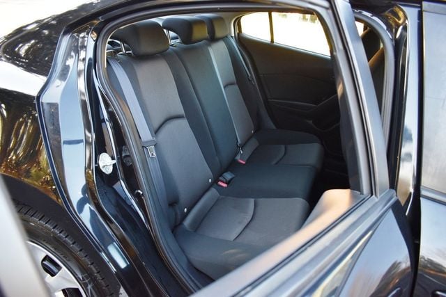 2017 Mazda Mazda3 4-Door Sport Manual - 22975195 - 3