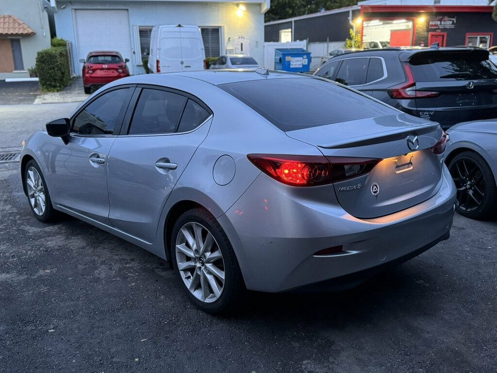 2017 Mazda Mazda3 4-Door Touring Automatic - 23092897 - 3