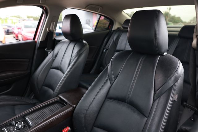 2017 Mazda Mazda3 4-Door Touring Automatic - 23057527 - 8