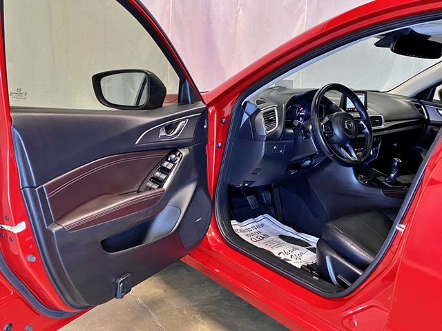 2017 Mazda Mazda3 5-Door Grand Touring Manual - 23021571 - 18