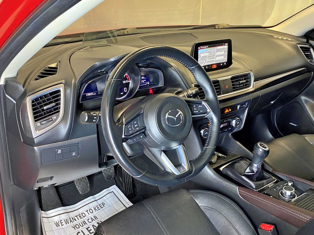 2017 Mazda Mazda3 5-Door Grand Touring Manual - 23021571 - 23