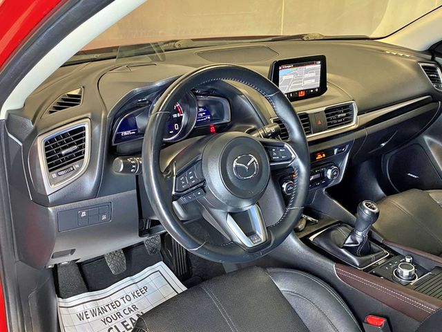 2017 Mazda Mazda3 5-Door Grand Touring Manual - 23021571 - 23