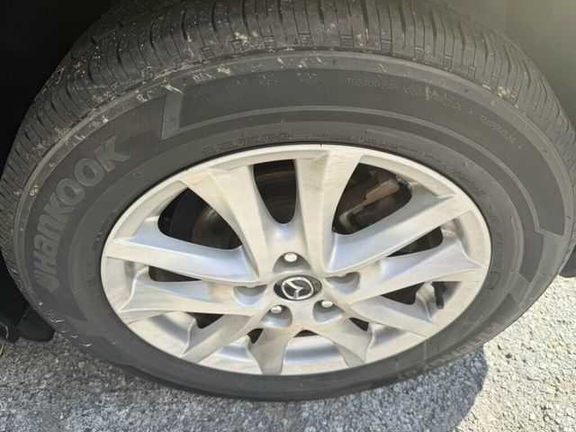 2017 Mazda Mazda3 5-Door Touring 2.5 Automatic - 23097482 - 9