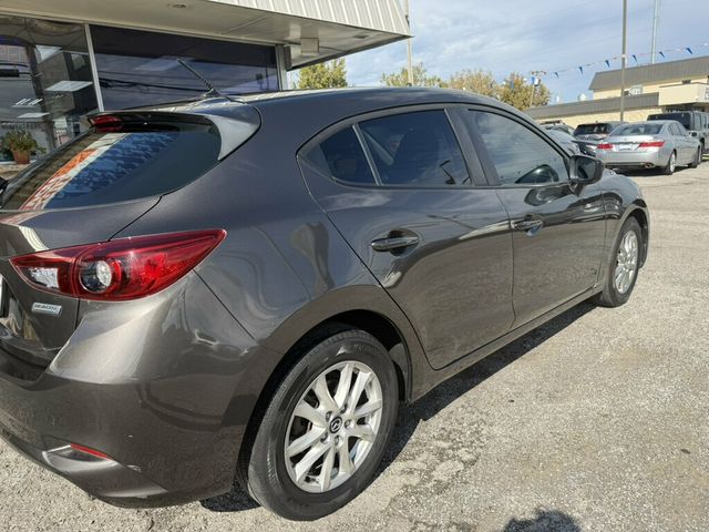 2017 Mazda Mazda3 5-Door Touring 2.5 Automatic - 23097482 - 12