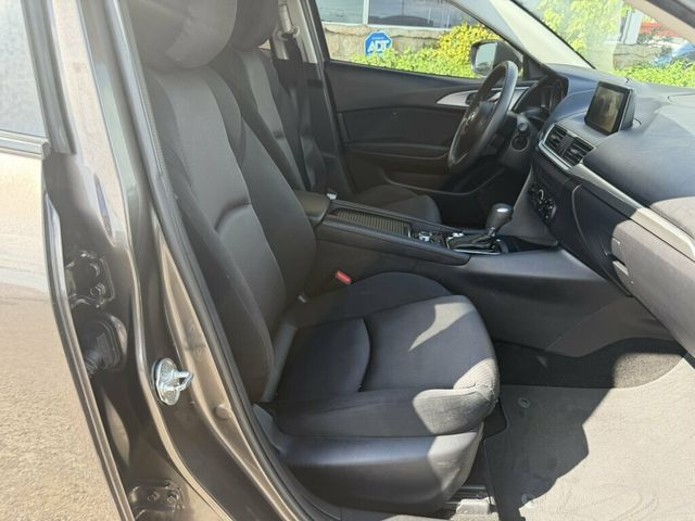 2017 Mazda Mazda3 5-Door Touring 2.5 Automatic - 23097482 - 16