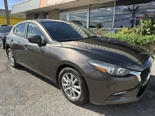 2017 Mazda Mazda3 5-Door Touring 2.5 Automatic - 23097482 - 5