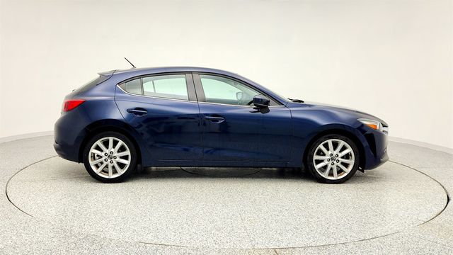 2017 Mazda Mazda3 5-Door Touring 2.5 Automatic - 22966160 - 3