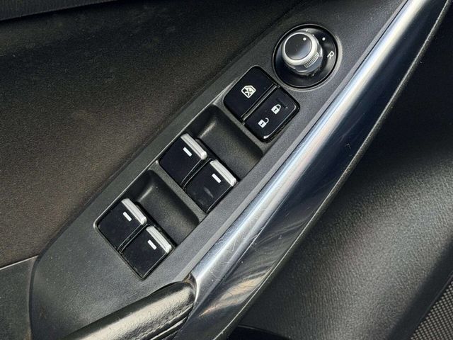 2017 Mazda Mazda6 Sport 4dr Sedan 6A - 23043873 - 14