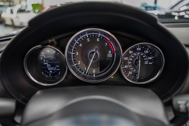 2017 Mazda MX-5 Miata Club Manual - 23054772 - 4