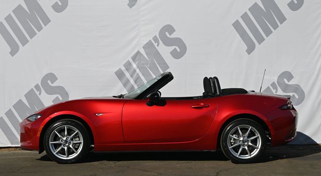 2017 Mazda MX-5 Miata Sport 6 Speed Manual Convertible - 22957260 - 6