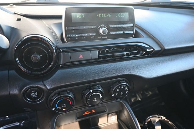 2017 Mazda MX-5 Miata Sport Manual - 22957260 - 10