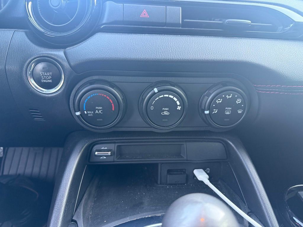 2017 Mazda MX-5 Miata RF Club Manual - 23049154 - 11