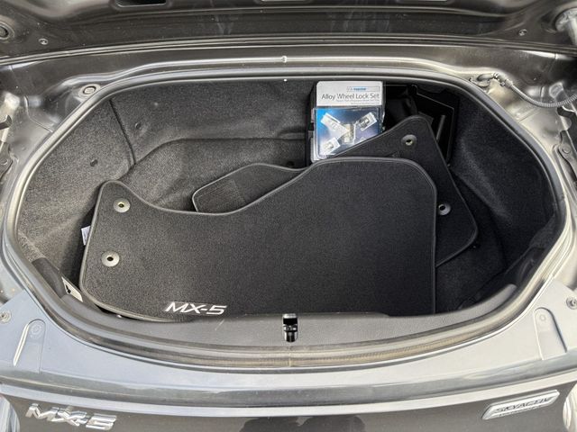 2017 Mazda MX-5 Miata RF Grand Touring Automatic - 23088615 - 5