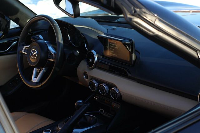 2017 Mazda MX-5 Miata RF RF GRAND TOURING CONVERTIBLE - 22950409 - 31