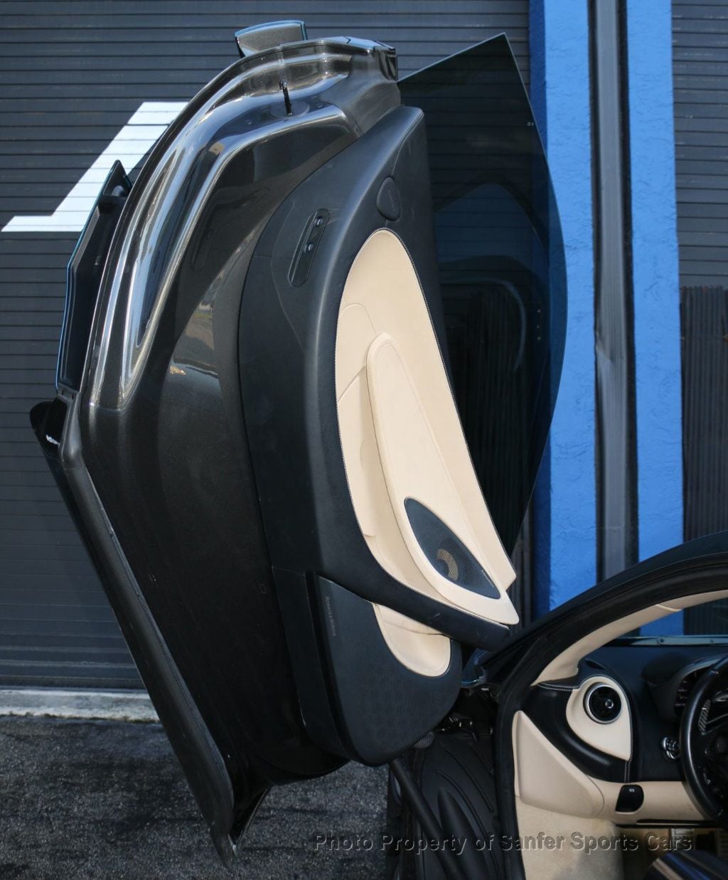 2017 McLaren 570GT Coupe - 22964566 - 15