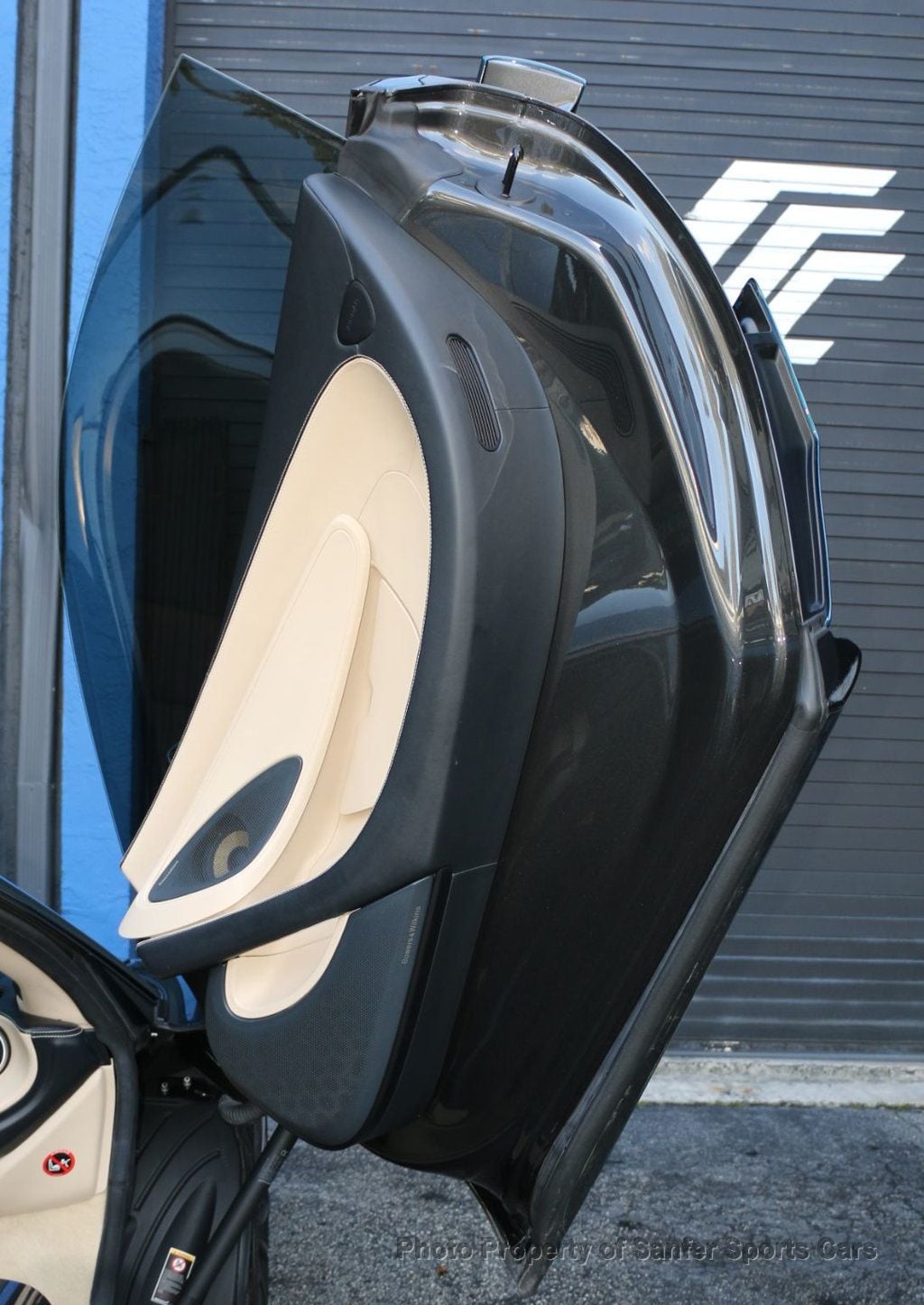 2017 McLaren 570GT Coupe - 22964566 - 16