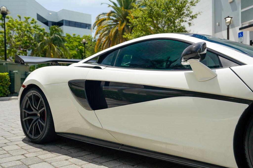 2017 McLaren 570S Coupe - 23044613 - 36