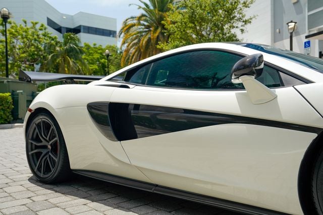 2017 McLaren 570S Base - Photo 37