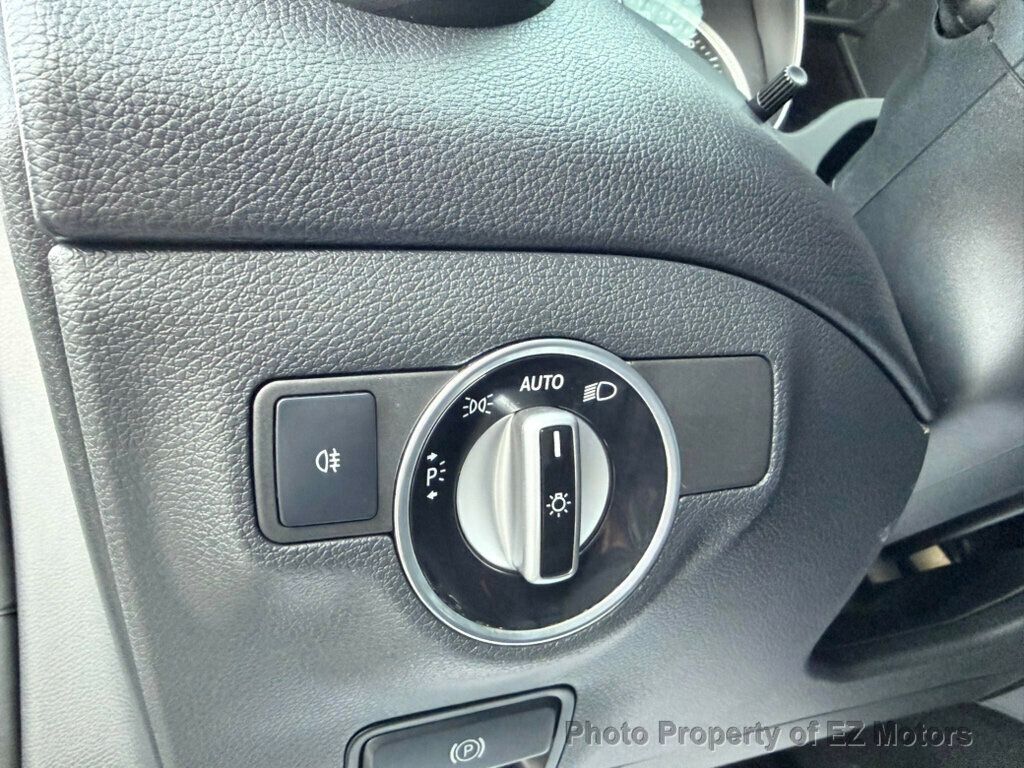 2017 Mercedes-Benz CLA 4 DOOR COUPE! NO ACCIDENTS!! CERTIFIED! - 23000500 - 25